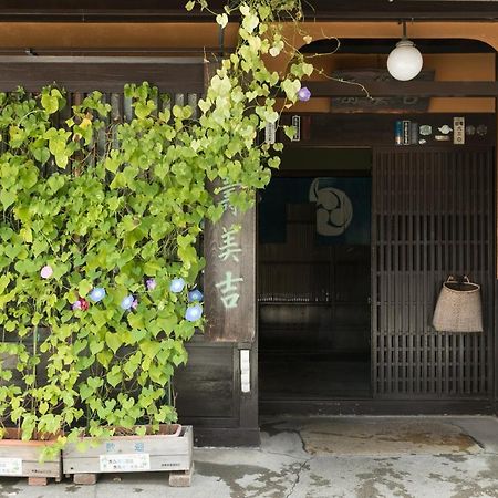 Sumiyoshi Ryokan Takayama  Bagian luar foto