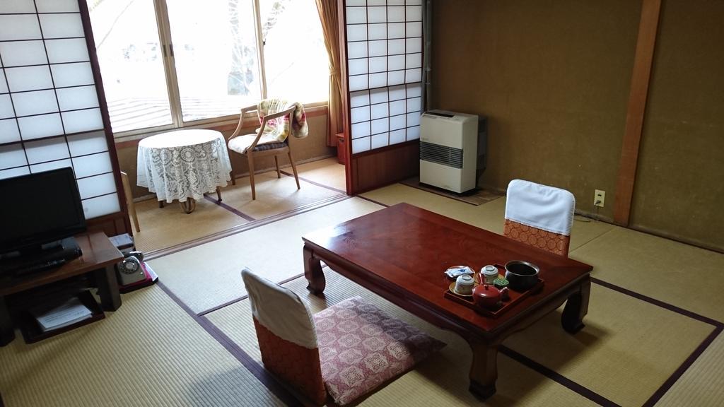 Sumiyoshi Ryokan Takayama  Bagian luar foto